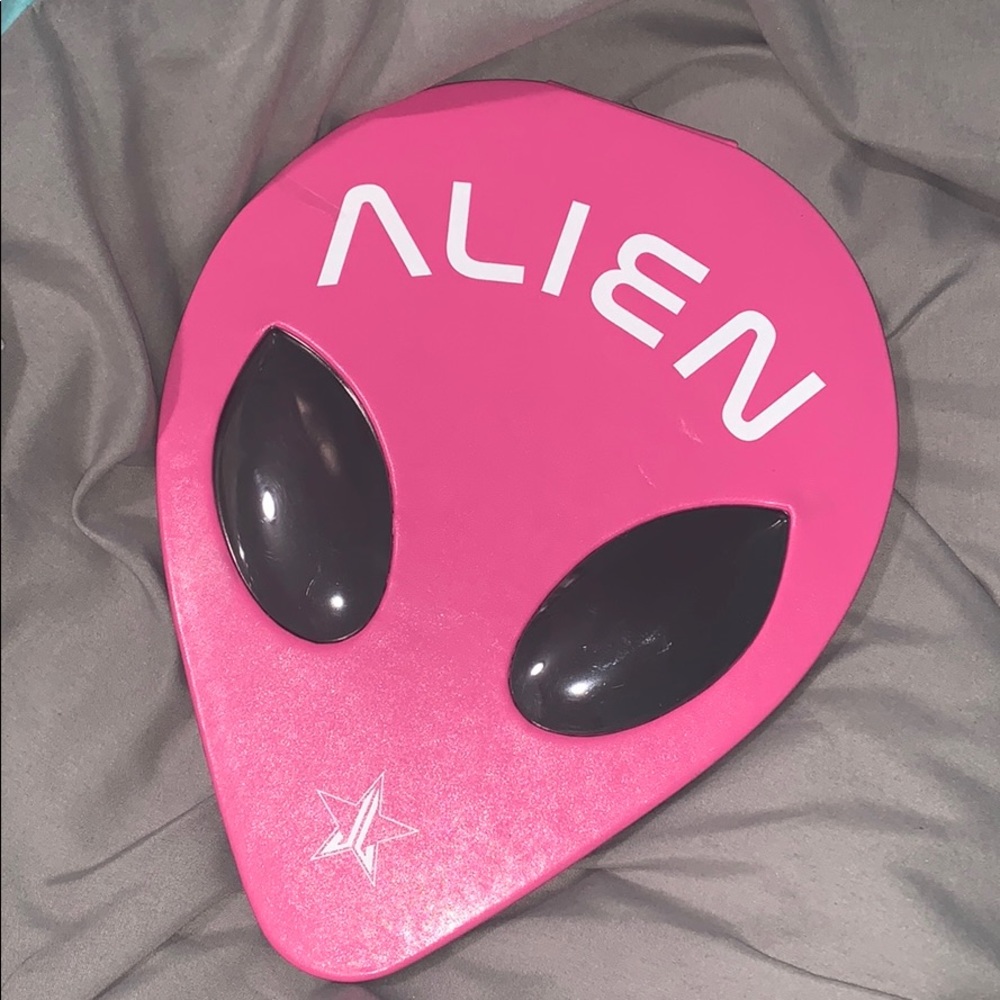 Alien Palette